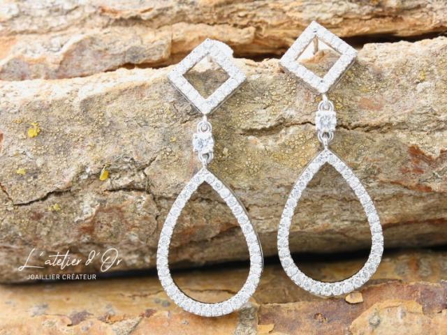 Boucles d'oreilles en or blanc 18 carats et diamants par L'Atelier d'Or Joallier créateur